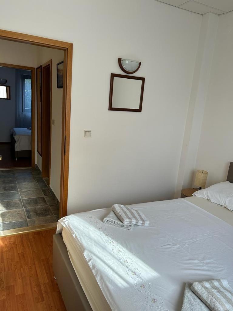Apartments By The Sea Slatine, Ciovo - 1128 Zimmer foto