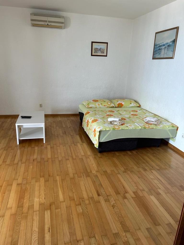 Apartments By The Sea Slatine, Ciovo - 1128 Zimmer foto